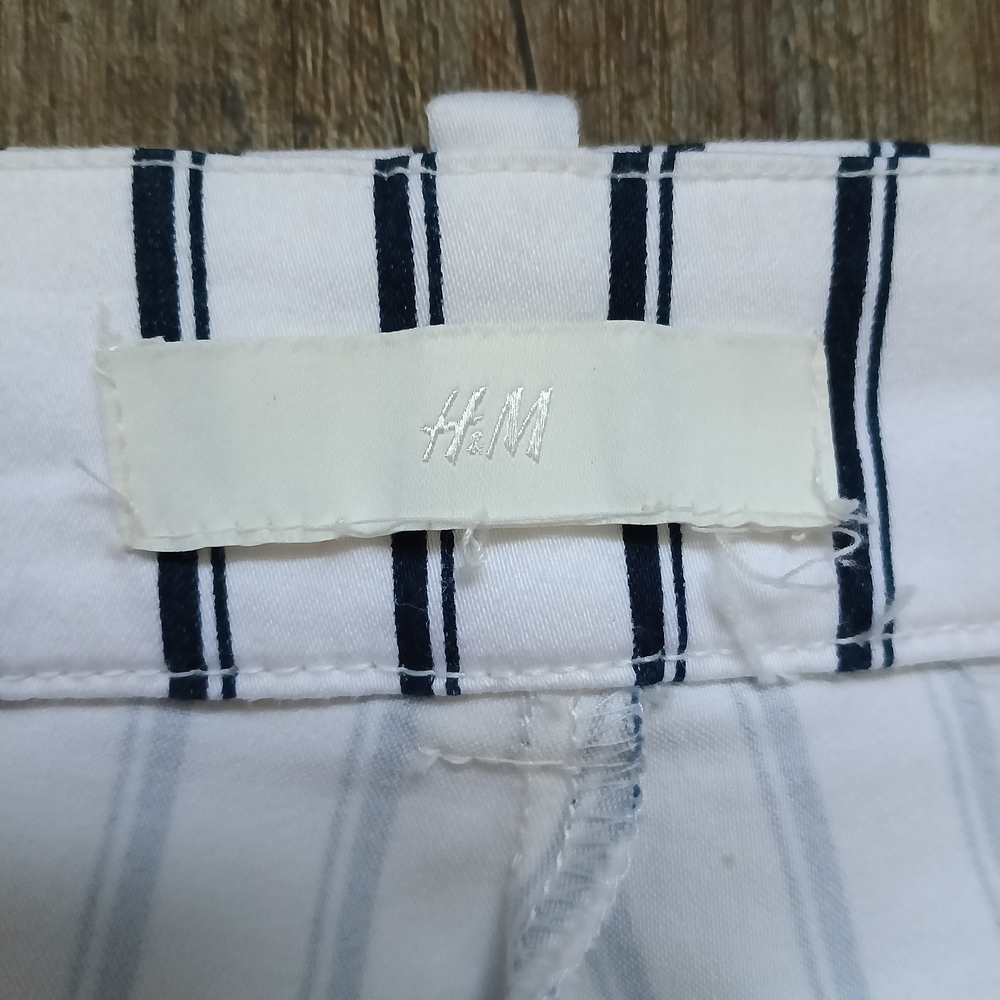 H&M Black & White Striped Pants Size 10 - Picture 5 of 6